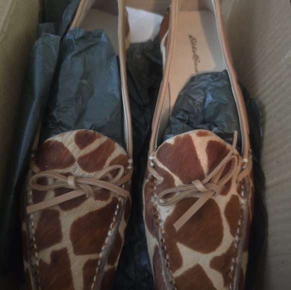 Eddie Bauer Giraffe Print Pony Hair/Leather Loafer - Picture 10 of 12